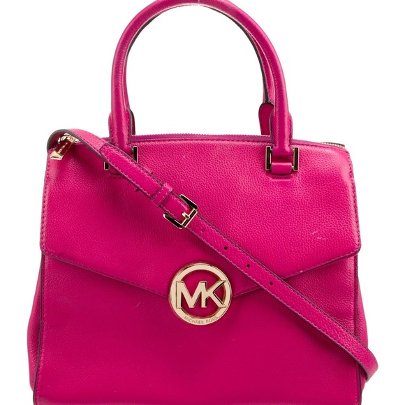 Michael Kors Handbags - Michael Kors Fuchsia Shoulder Bag
